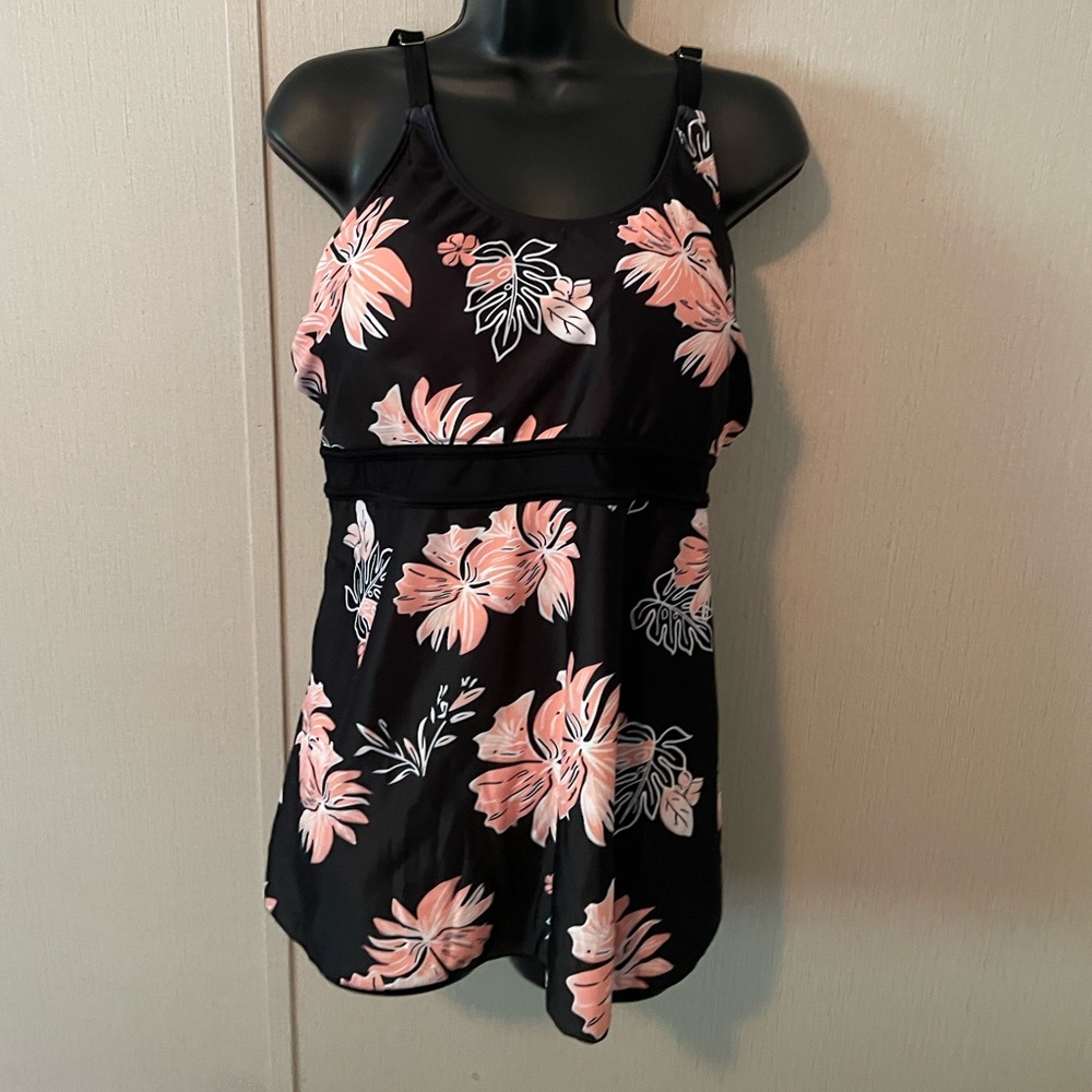 Floral Tankini Swimsuit Set